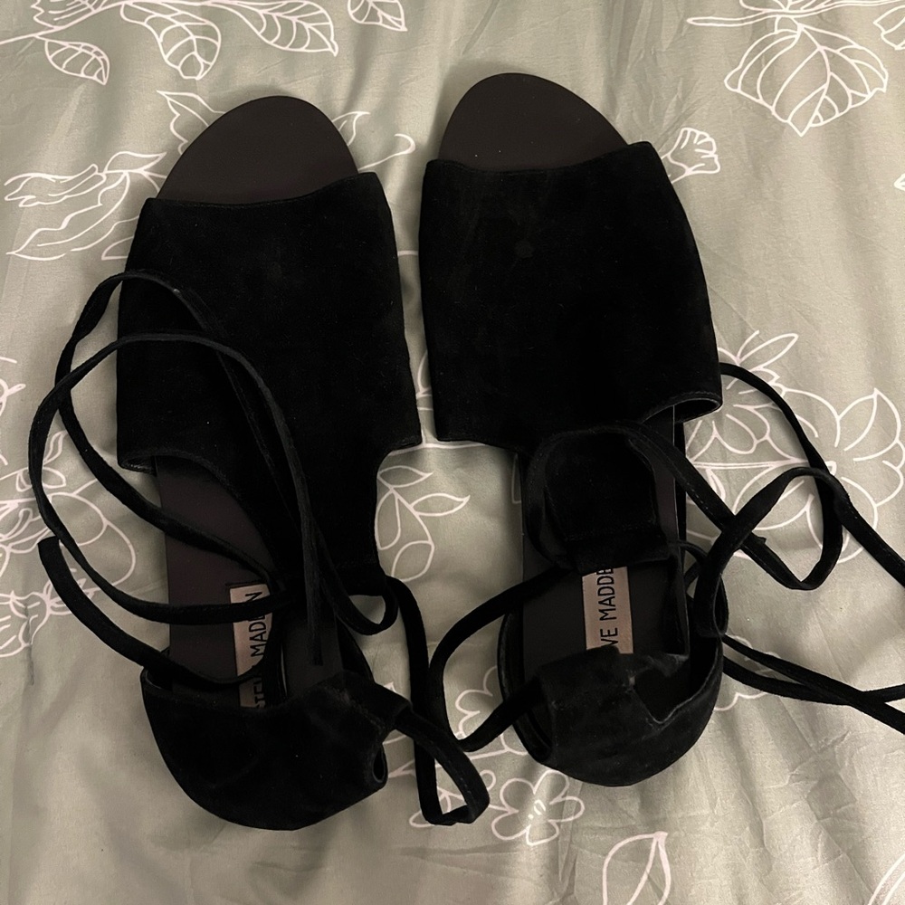 Steve Madden Elaina strappy black suede sandals